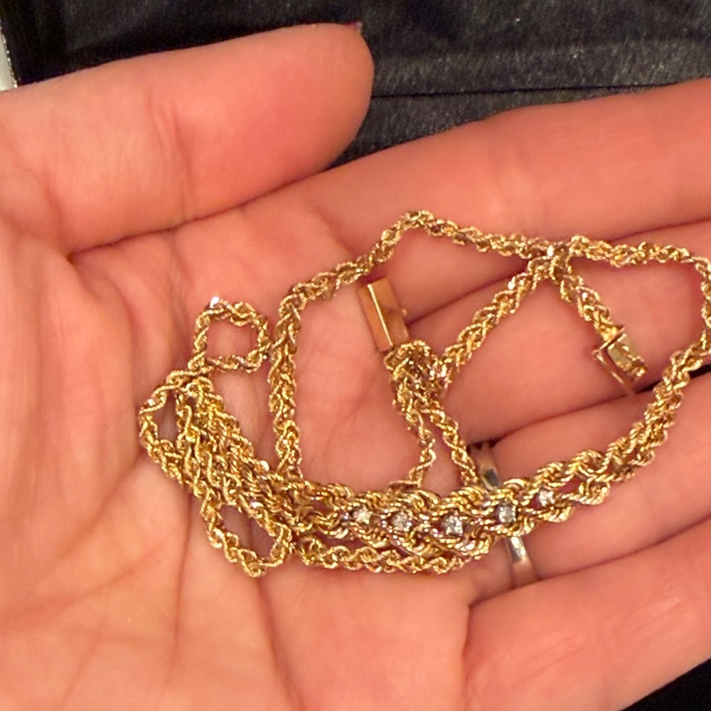 Solid 14K Gold Necklace w/Natural Round Diamonds. 10.98 Grams - Picture 10 of 15